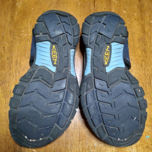 Keen Newport Water Sandals Sz 7 - Picture 2 of 4